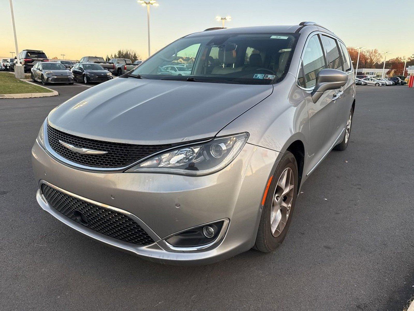 2017 Chrysler Pacifica Vehicle Photo in Harrisburg, PA 17111