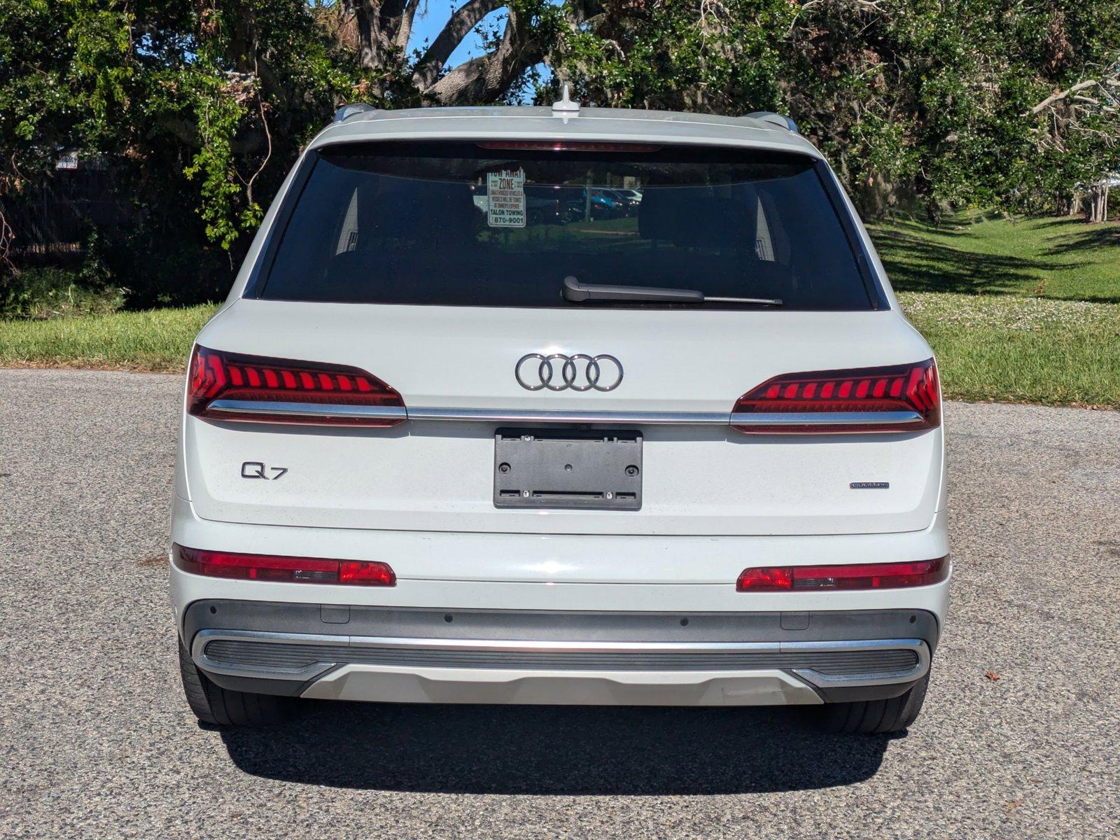 2021 Audi Q7 Vehicle Photo in Sarasota, FL 34231