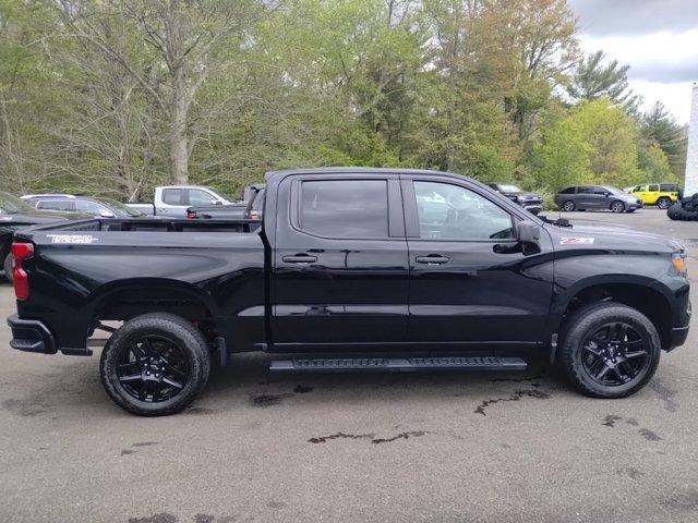 Used 2022 Chevrolet Silverado 1500 Custom with VIN 3GCPDCED5NG533870 for sale in Raynham, MA