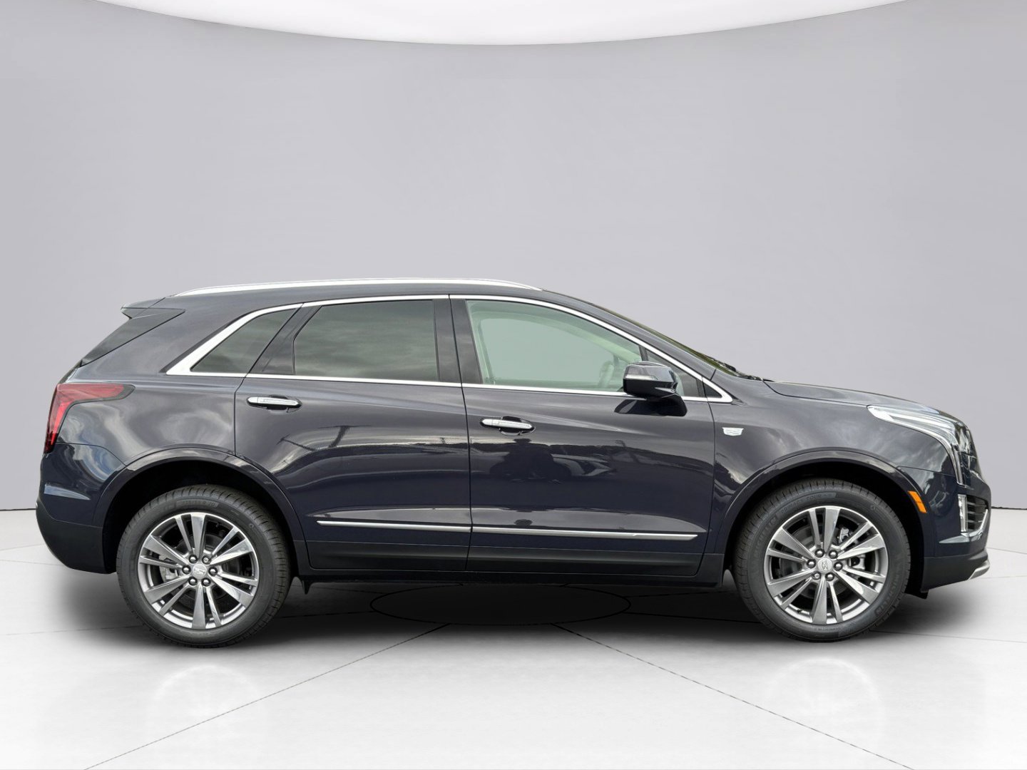 2025 Cadillac XT5 Vehicle Photo in LEOMINSTER, MA 01453-2952