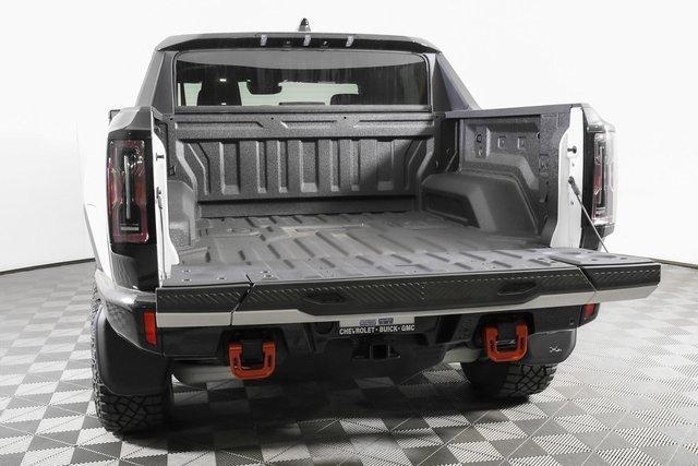 2024 GMC HUMMER EV Pickup Vehicle Photo in PUYALLUP, WA 98371-4149