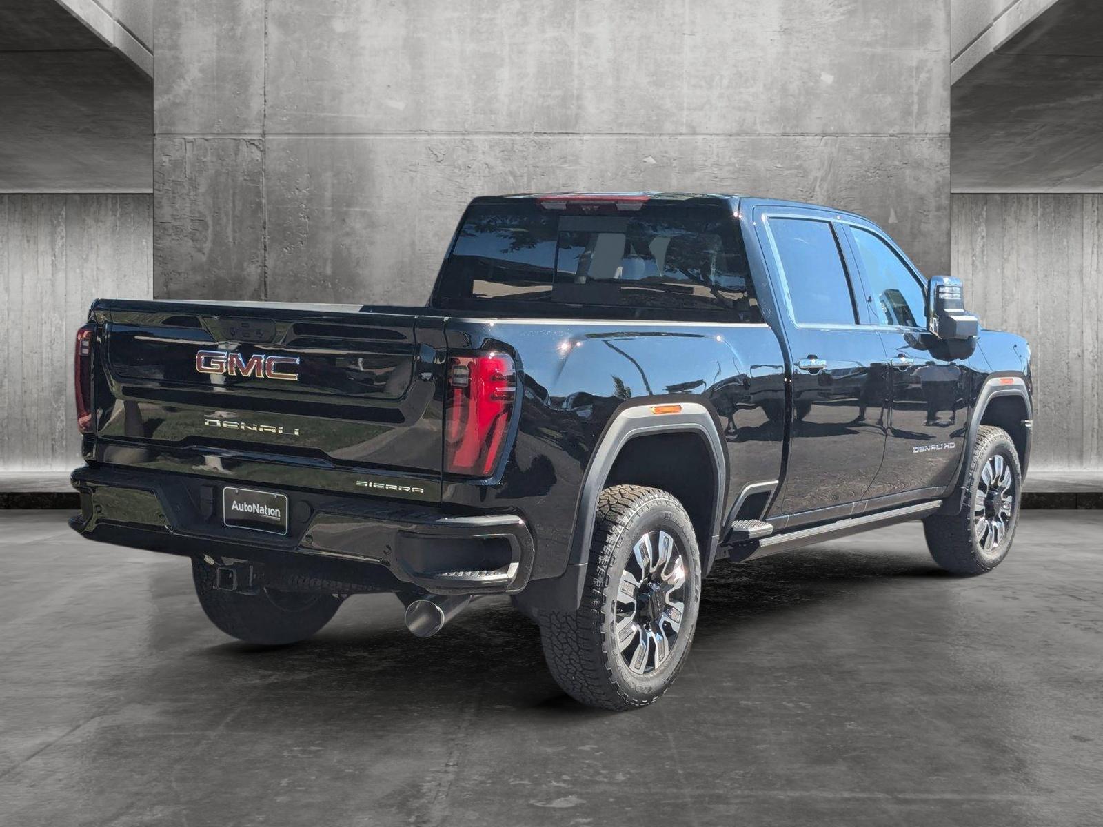 2024 GMC Sierra 2500 HD Vehicle Photo in LONE TREE, CO 80124-2750