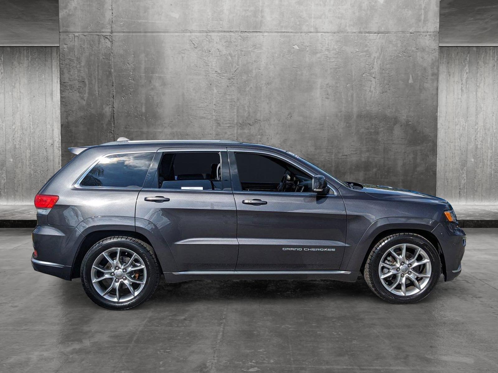 2016 Jeep Grand Cherokee Vehicle Photo in Tampa, FL 33614