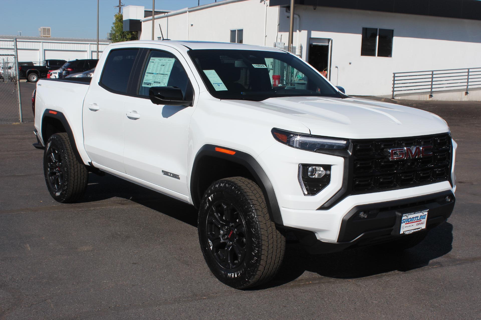 2024 GMC Canyon Vehicle Photo in AURORA, CO 80012-4011