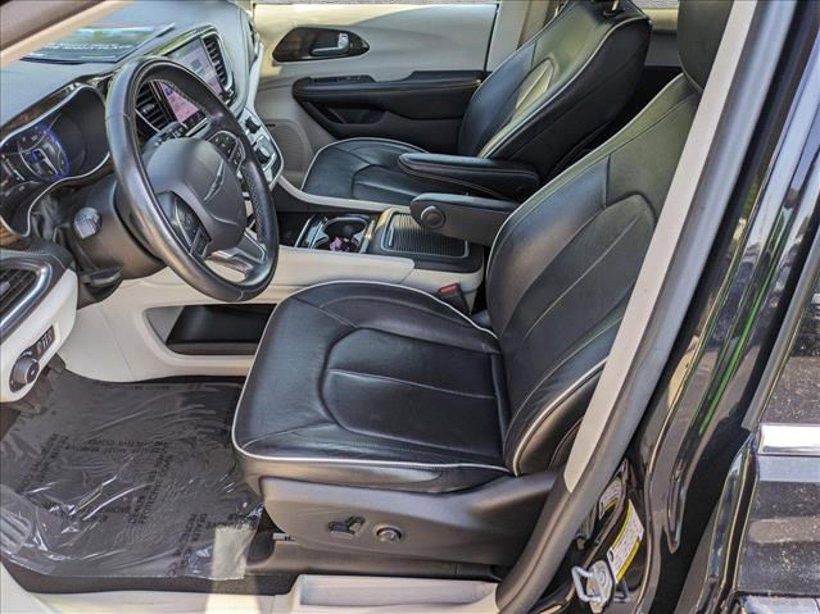 2022 Chrysler Pacifica Vehicle Photo in Tampa, FL 33614