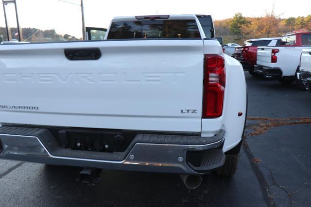 2025 Chevrolet Silverado 3500 HD Vehicle Photo in MONTICELLO, NY 12701-3853