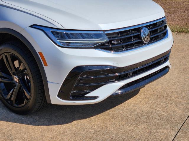 2023 Volkswagen Tiguan Vehicle Photo in Denison, TX 75020