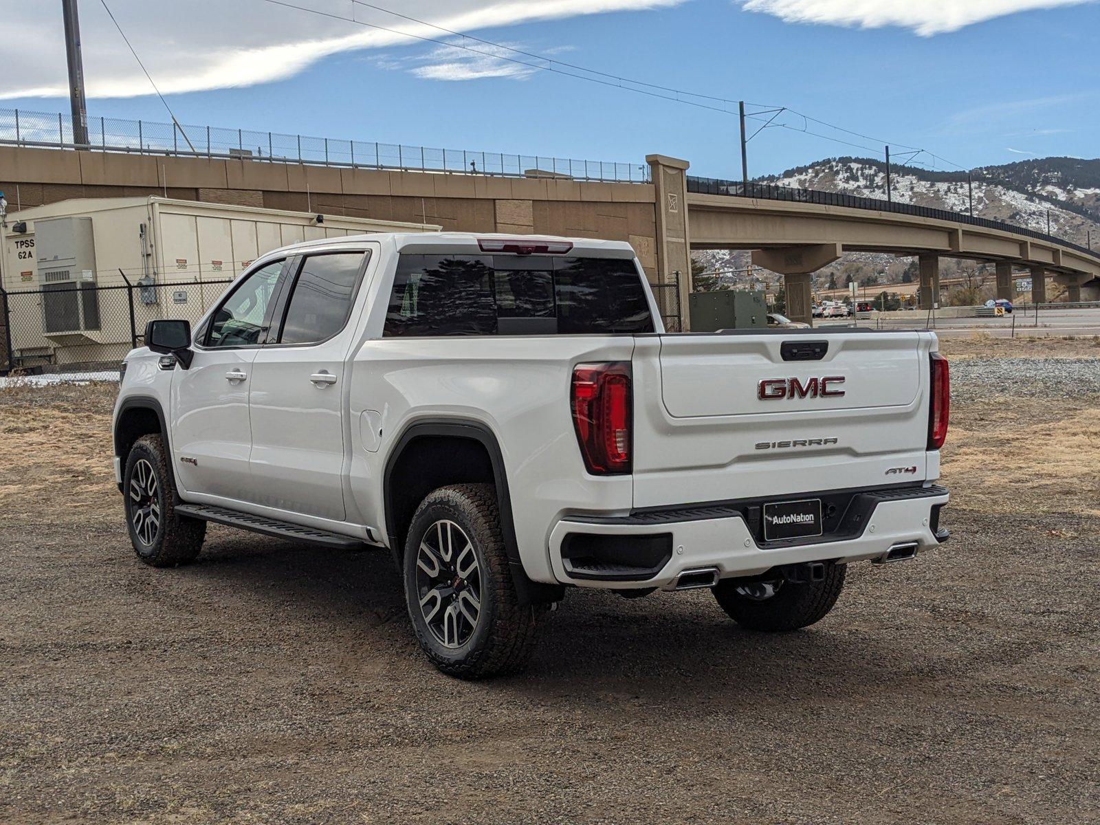 2025 GMC Sierra 1500 Vehicle Photo in GOLDEN, CO 80401-3850