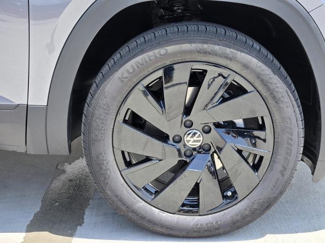 2024 Volkswagen Atlas Vehicle Photo in WEATHERFORD, TX 76087