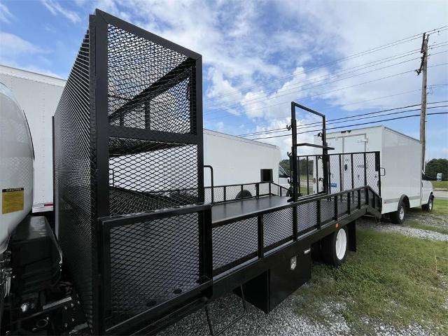 2024 Chevrolet Low Cab Forward 4500 Vehicle Photo in ALCOA, TN 37701-3235