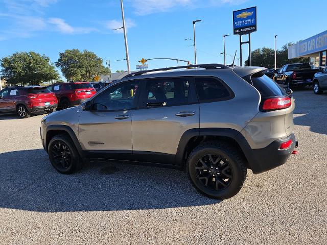 2017 Jeep Cherokee Vehicle Photo in SAN ANGELO, TX 76903-5798