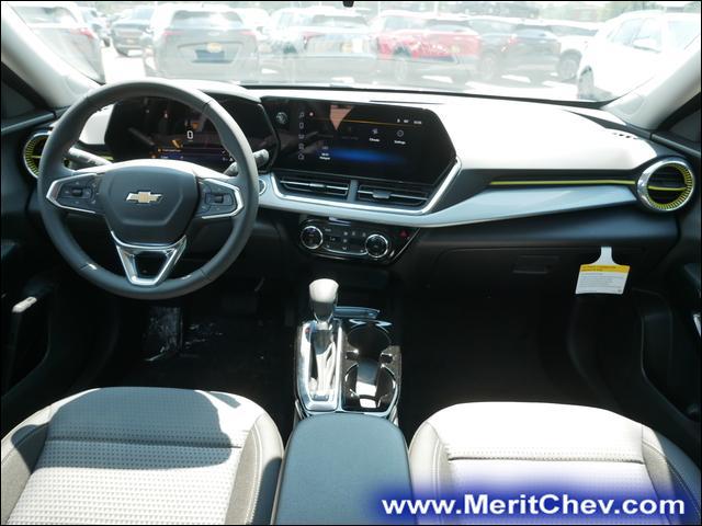 2024 Chevrolet Trax Vehicle Photo in MAPLEWOOD, MN 55119-4794