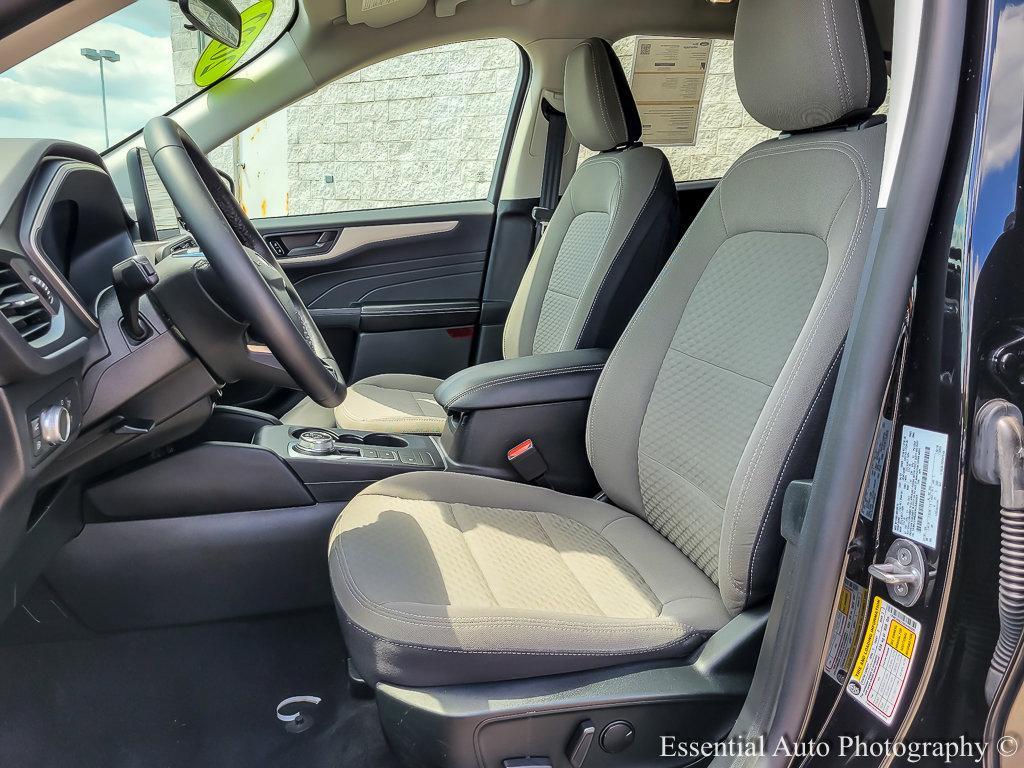 2022 Ford Escape Vehicle Photo in Saint Charles, IL 60174