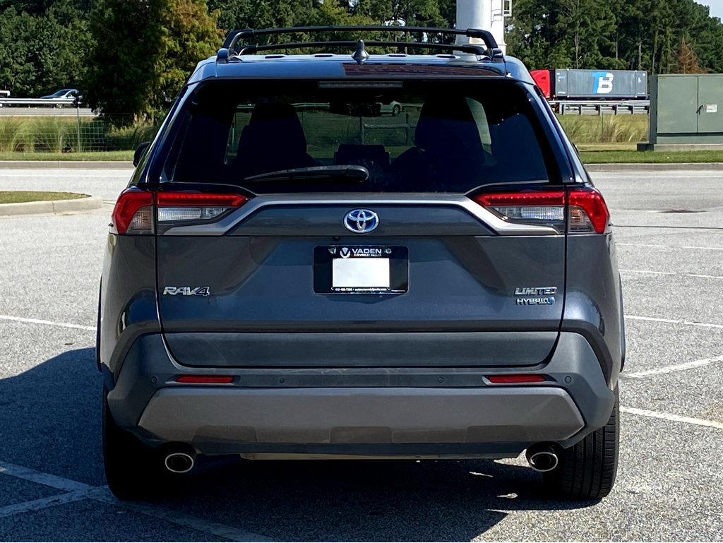 2020 Toyota RAV4 Vehicle Photo in POOLER, GA 31322-3252