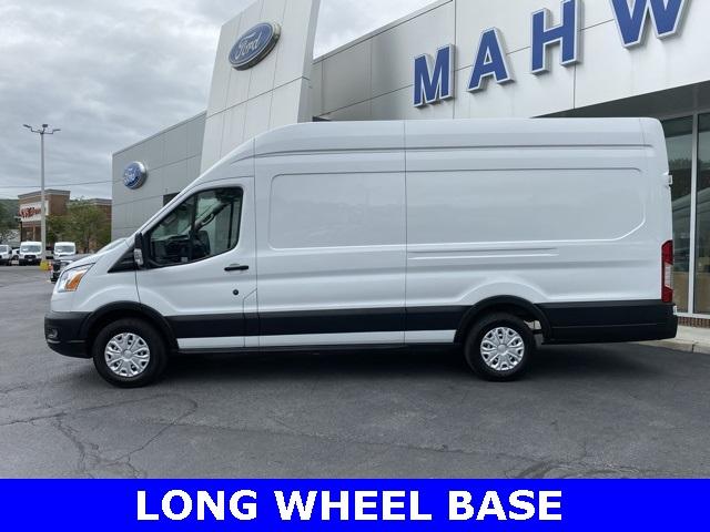 2022 Ford Transit Cargo Van Vehicle Photo in Mahwah, NJ 07430-1343