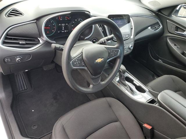 2021 Chevrolet Malibu Vehicle Photo in GRAND BLANC, MI 48439-8139