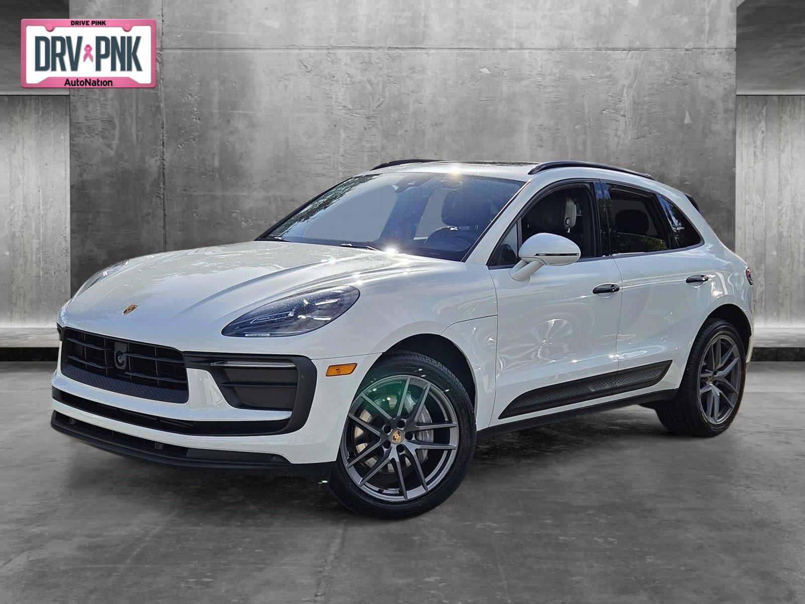 2022 Porsche Macan Vehicle Photo in Pembroke Pines , FL 33027