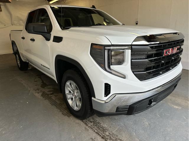 2025 GMC Sierra 1500 Vehicle Photo in RED SPRINGS, NC 28377-1640