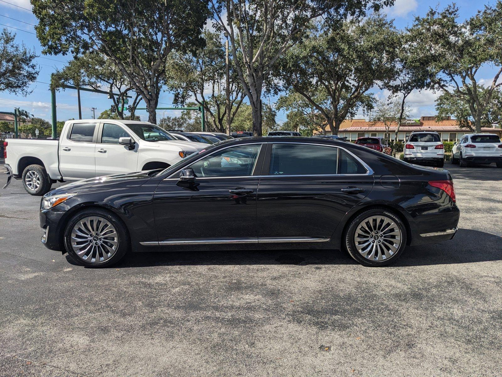 2018 Genesis G90 Vehicle Photo in GREENACRES, FL 33463-3207