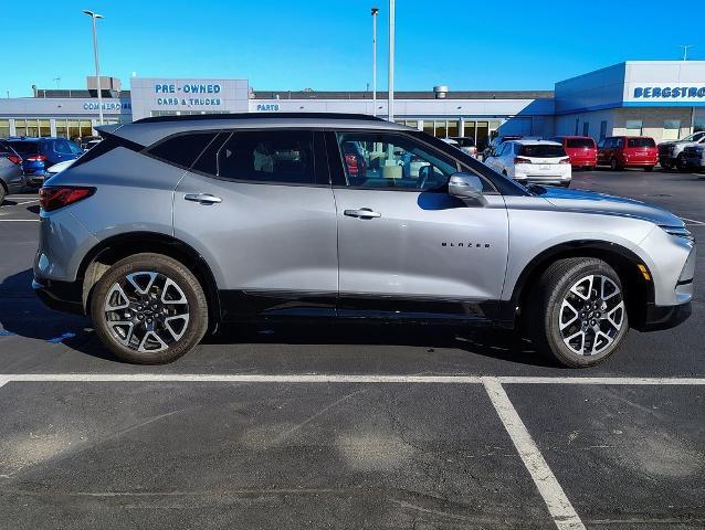 2024 Chevrolet Blazer Vehicle Photo in GREEN BAY, WI 54304-5303