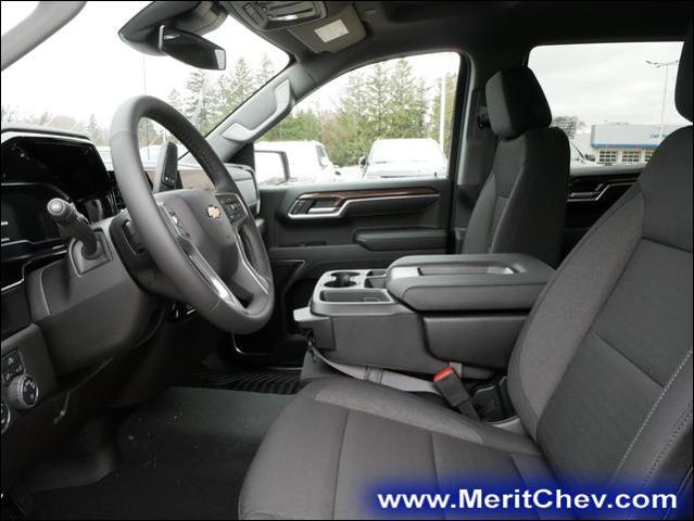 2025 Chevrolet Silverado 1500 Vehicle Photo in MAPLEWOOD, MN 55119-4794