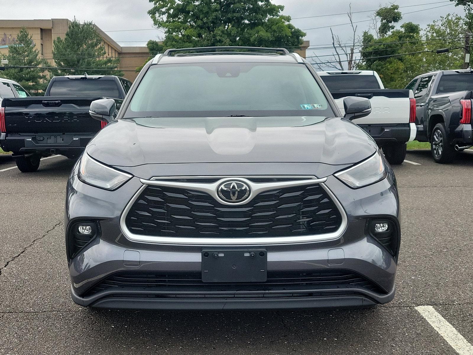 2023 Toyota Highlander Vehicle Photo in Trevose, PA 19053