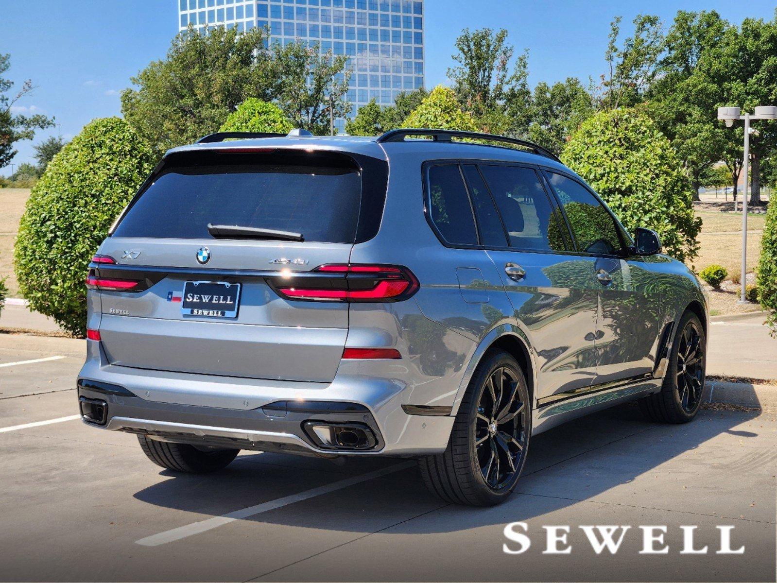 2025 BMW X7 xDrive40i Vehicle Photo in PLANO, TX 75024