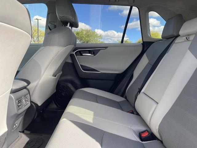 2020 Toyota RAV4 Vehicle Photo in BEACHWOOD, OH 44122-4298