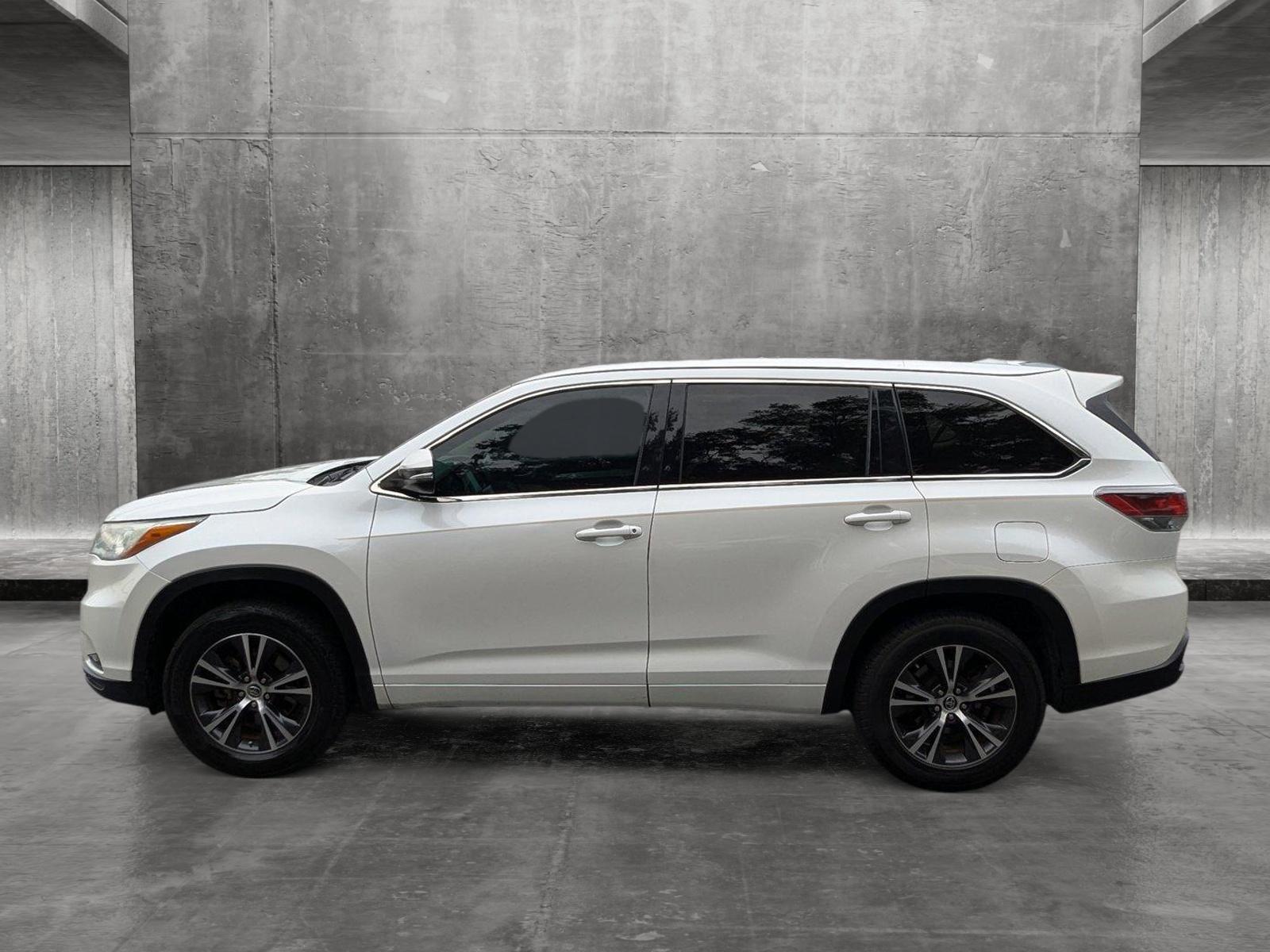 2016 Toyota Highlander Vehicle Photo in Panama City, FL 32401