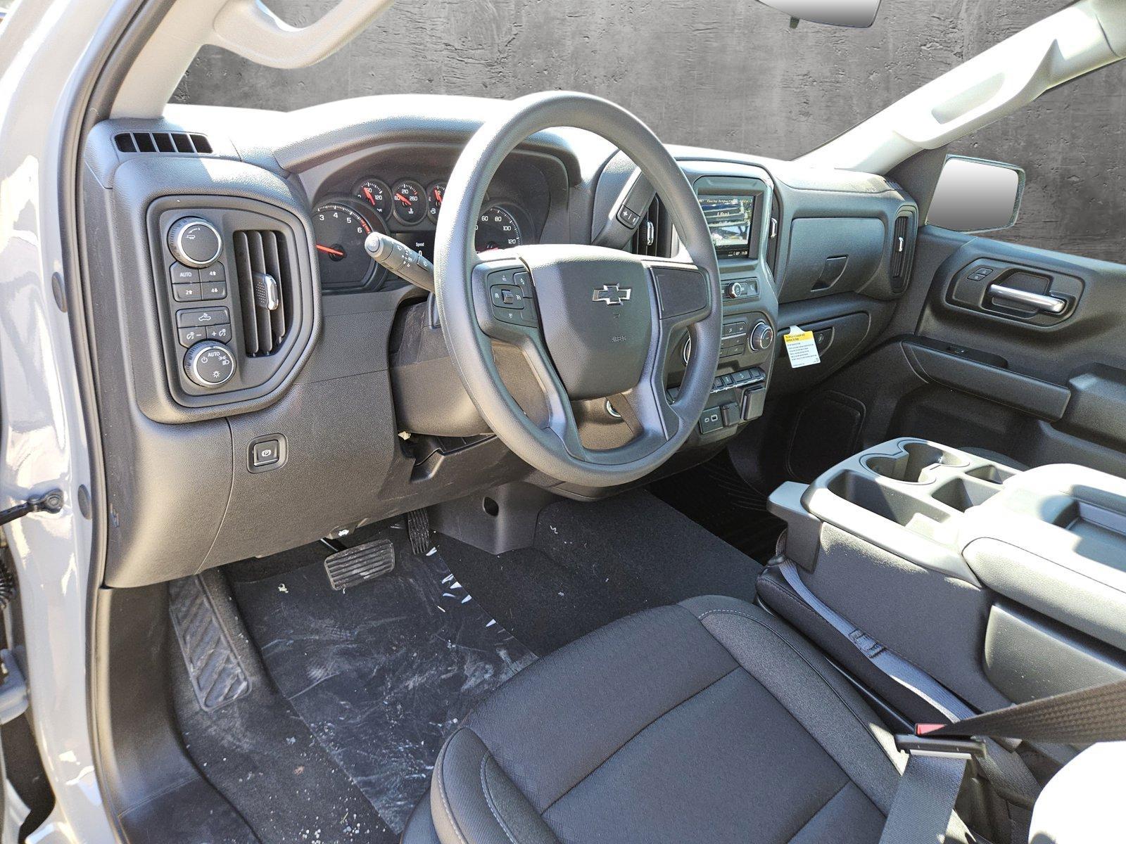 2025 Chevrolet Silverado 1500 Vehicle Photo in NORTH RICHLAND HILLS, TX 76180-7199