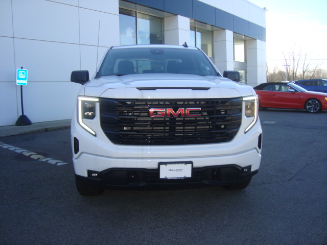 2024 GMC Sierra 1500 Vehicle Photo in PORTSMOUTH, NH 03801-4196