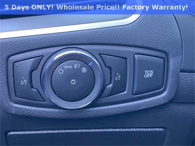 2024 Ford Edge Vehicle Photo in GREEN BAY, WI 54304-5303