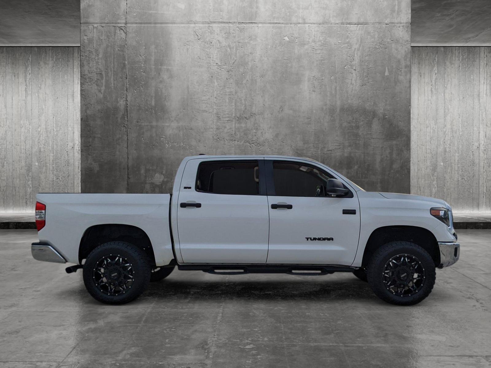 2020 Toyota Tundra 4WD Vehicle Photo in Davie, FL 33331