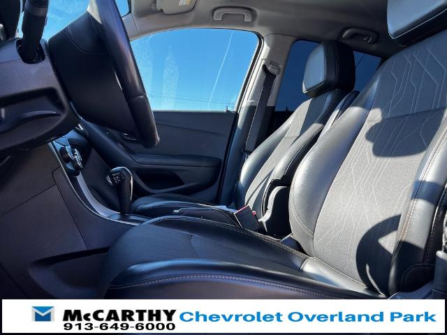 Used 2021 Chevrolet Trax LT with VIN KL7CJLSB1MB344633 for sale in Kansas City