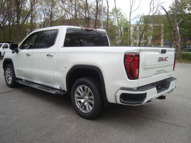 2024 GMC Sierra 1500 Vehicle Photo in PORTSMOUTH, NH 03801-4196