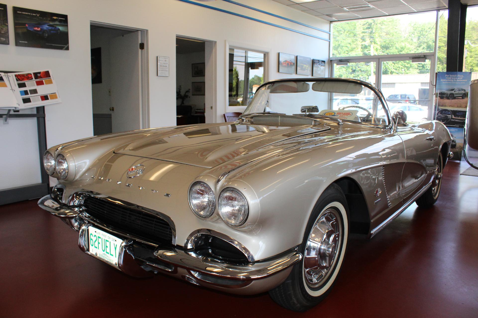 1962 Chevrolet CORVETTE Vehicle Photo in NORTHAMPTON, MA 01060-1120