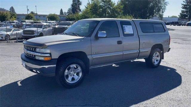 2002 Chevrolet Silverado 1500 Vehicle Photo in BEND, OR 97701-5133