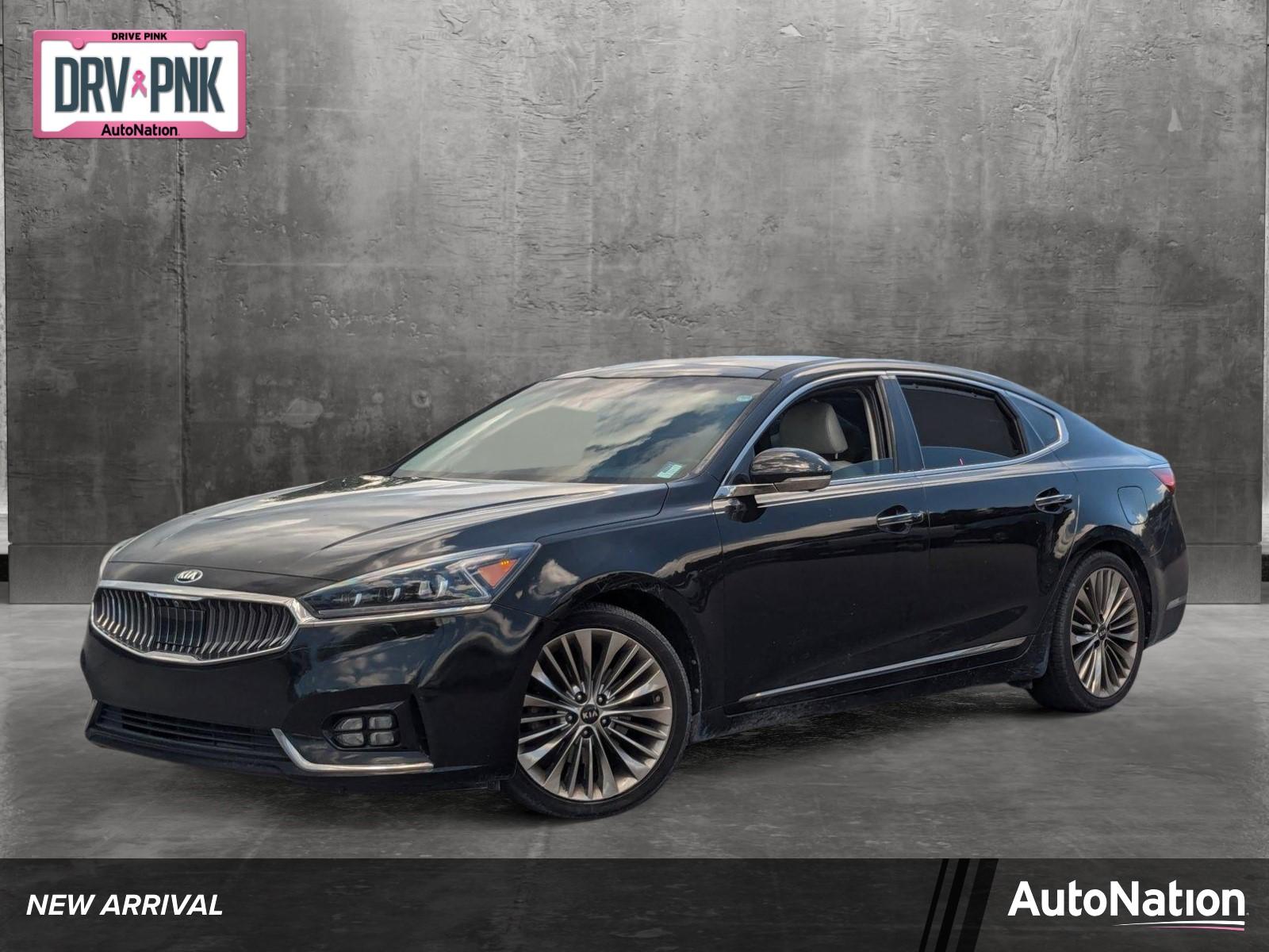 2017 Kia Cadenza Vehicle Photo in St. Petersburg, FL 33713