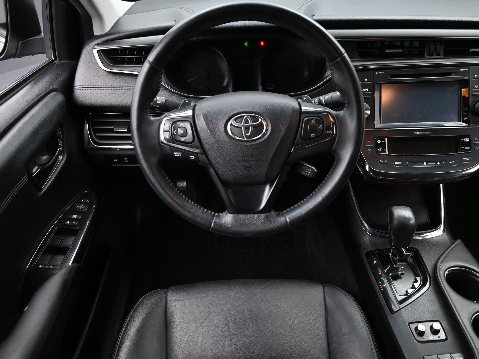 2015 Toyota Avalon Vehicle Photo in Cedar Rapids, IA 52402