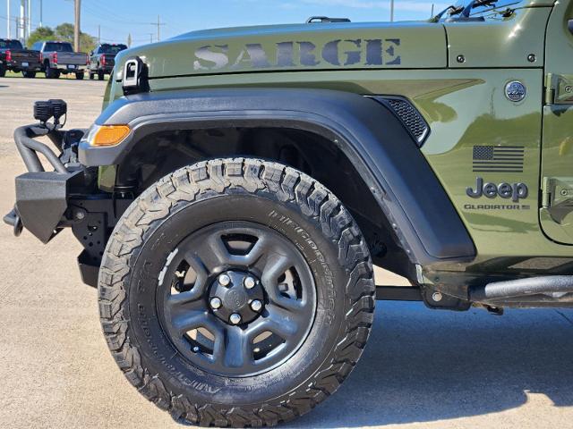 2023 Jeep Gladiator Vehicle Photo in Pilot Point, TX 76258-6053