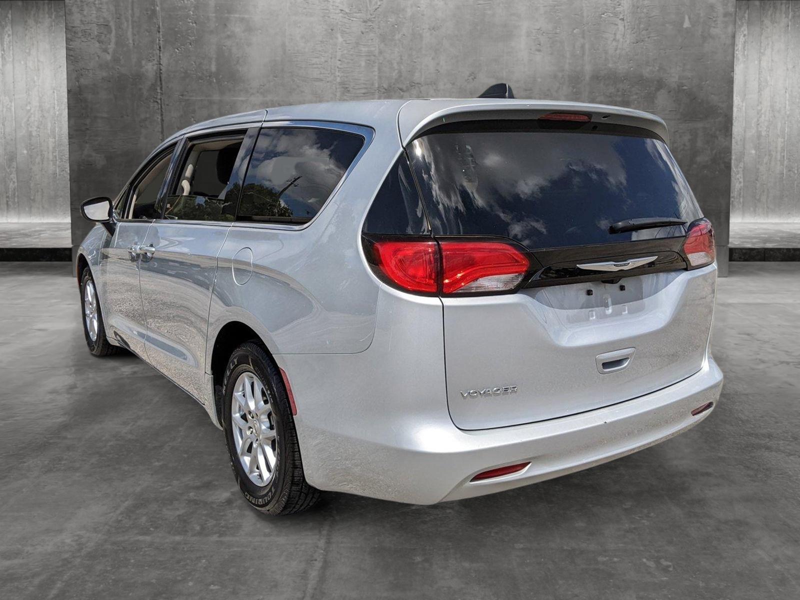 2022 Chrysler Voyager Vehicle Photo in AUSTIN, TX 78759-4154