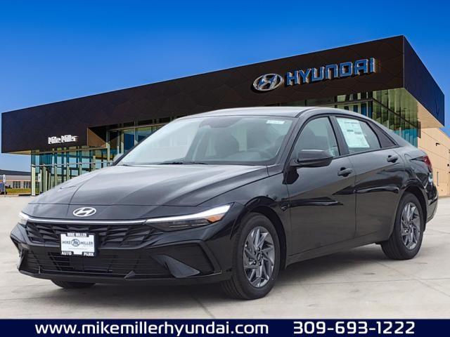 2024 Hyundai ELANTRA Vehicle Photo in Peoria, IL 61615