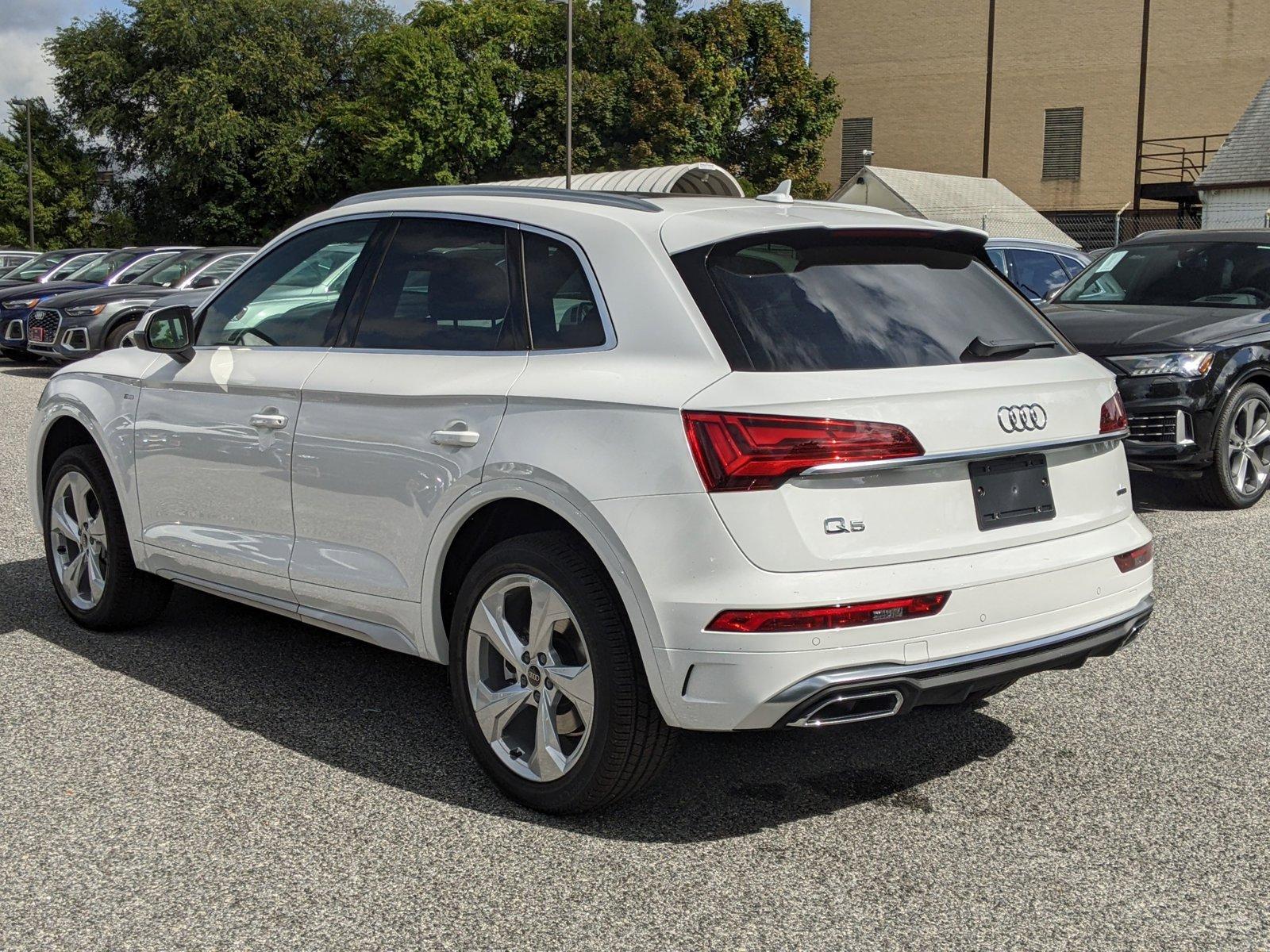 2024 Audi Q5 Vehicle Photo in Cockeysville, MD 21030