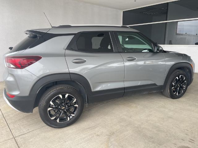 2023 Chevrolet Trailblazer Vehicle Photo in VENTURA, CA 93003-8585