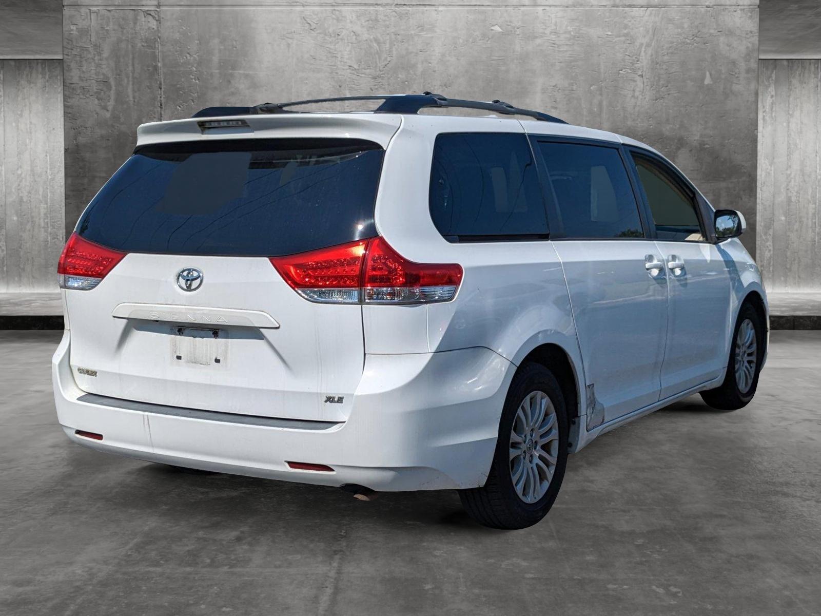 2013 Toyota Sienna Vehicle Photo in Sanford, FL 32771