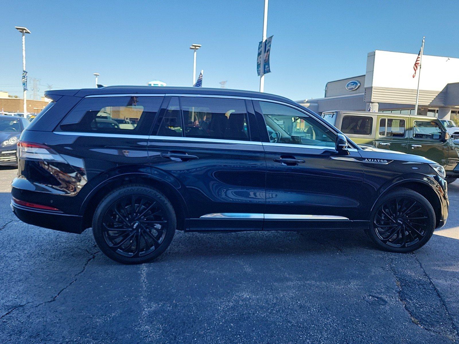 2022 Lincoln Aviator Vehicle Photo in Saint Charles, IL 60174