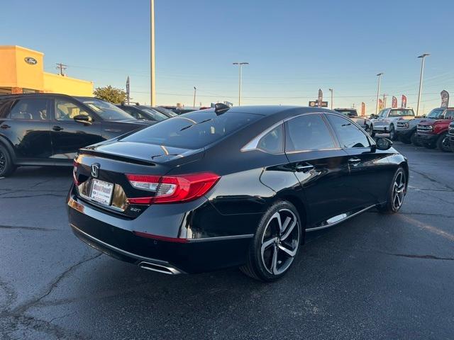 2018 Honda Accord Sedan Vehicle Photo in Danville, KY 40422-2805