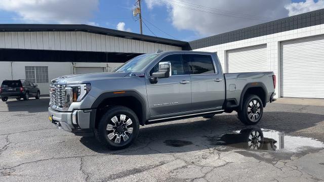 2025 GMC Sierra 2500 HD Vehicle Photo in TURLOCK, CA 95380-4918