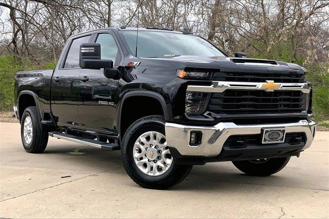 2024 Chevrolet Silverado 2500 HD Vehicle Photo in INDEPENDENCE, MO 64055-1314