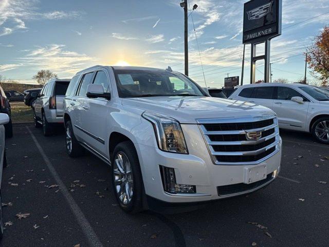 2019 Cadillac Escalade Vehicle Photo in TREVOSE, PA 19053-4984